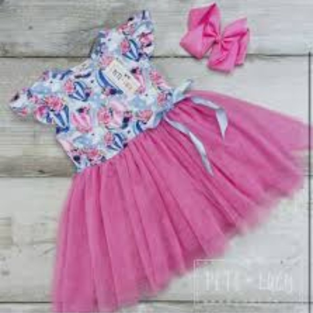 Pete and Lucy Short Sleeved Air Balloon , Ruffled Skirt Dress Size 3T